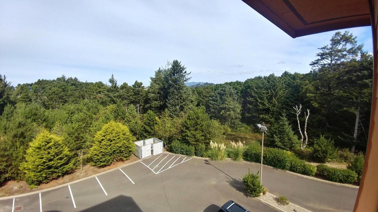Palace Inn & Suites Lincoln City Eksteriør billede