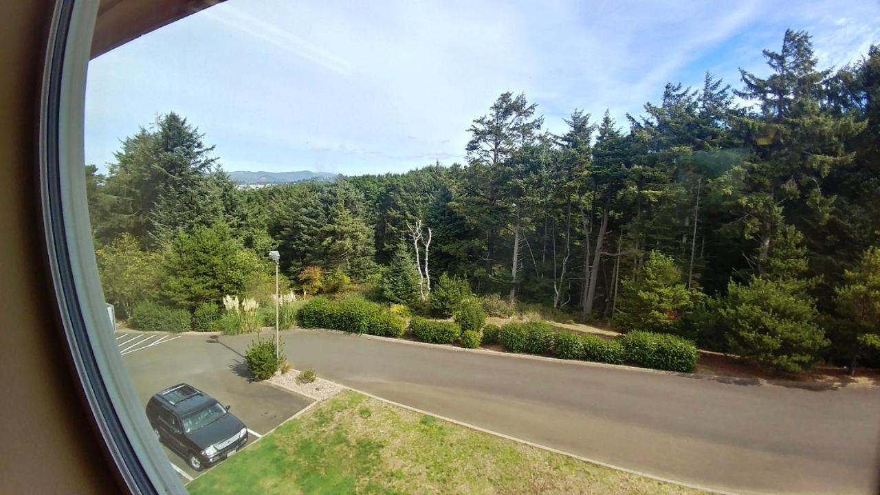 Palace Inn & Suites Lincoln City Eksteriør billede